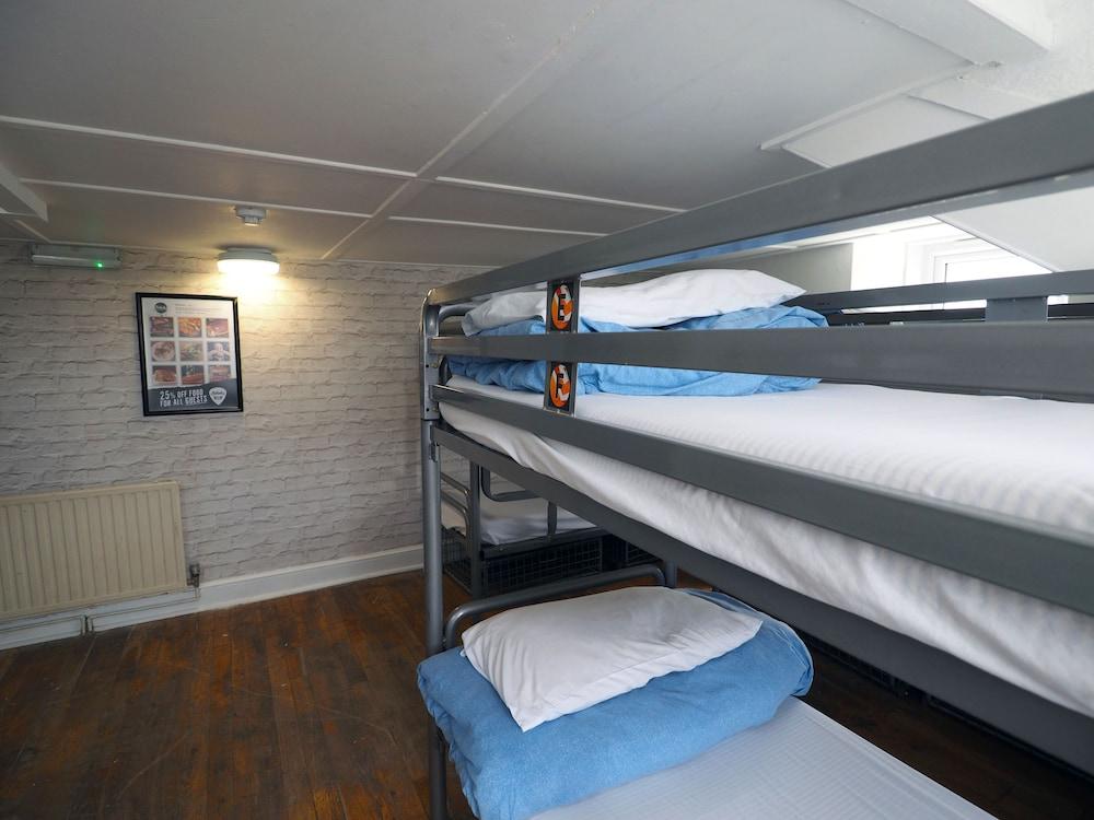New Quay St Christopher'S Inn Newquay מראה חיצוני תמונה